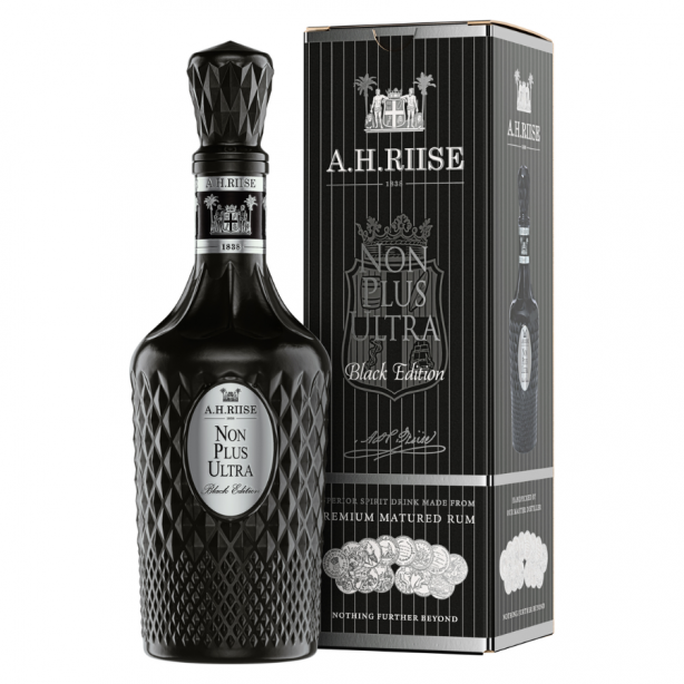 A.H. Riise Non Plus Ultra Black Edition 42% 0.7L GB